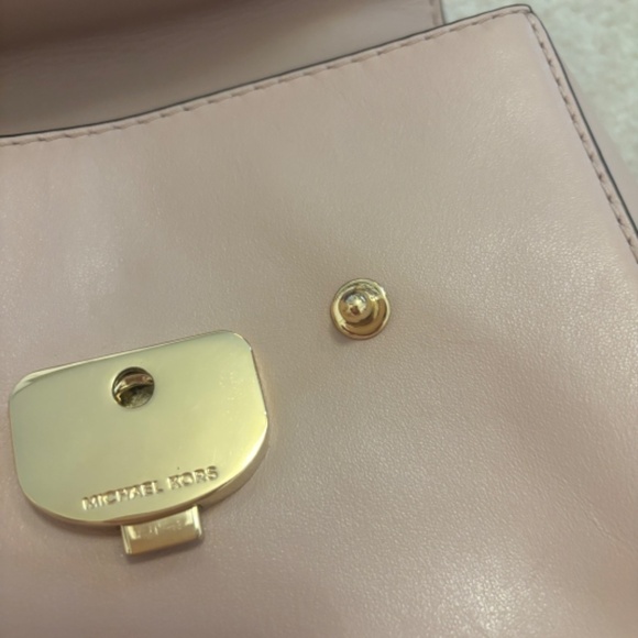 Michael Kors Ava Extra-Small Leather Pink Blush Crossbody Bag - Picture 8 of 12